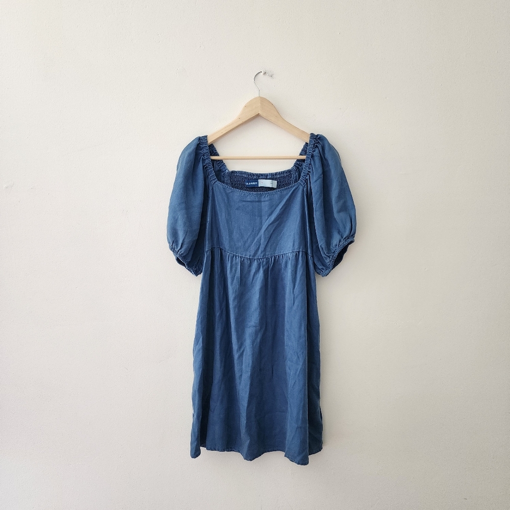 Old Navy | Blue Chambray Flowy Dress